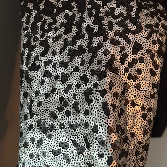 Black Sparkly Sequin Womans Blazer 😛 - Picture 6 of 7